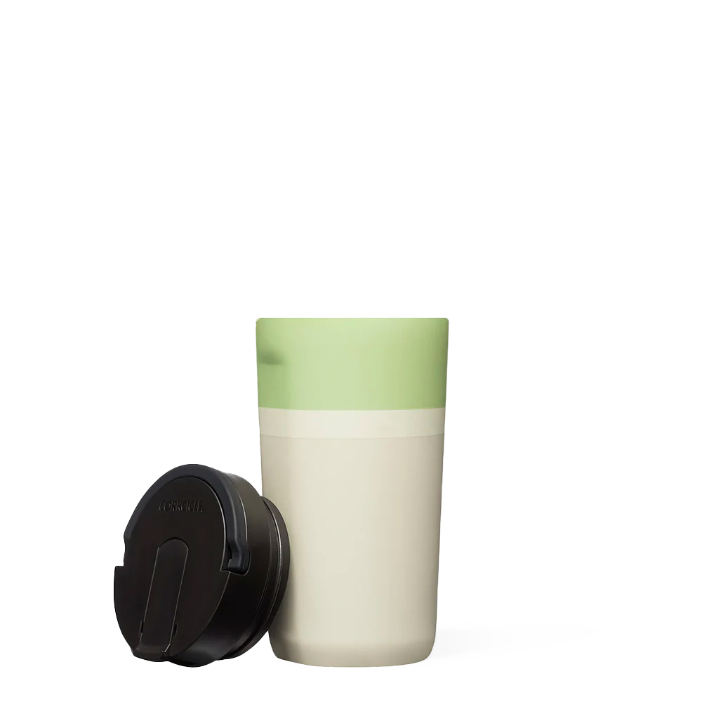 star-warstm-kids-cup-m9 0b29a0bde323--grogu-kids-cup-product-lid-off.png