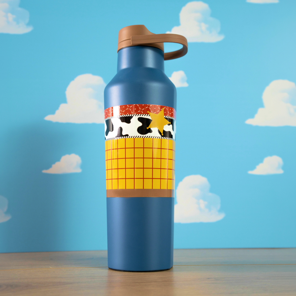 toy-story-sport-canteen-j8 50f41b5cb358--PDP-WOODY.png