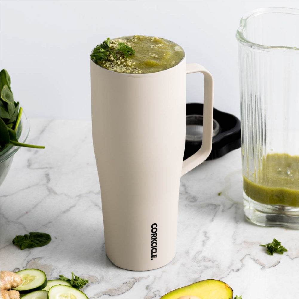 cold-cup-xl-a1 588f4a27c4cf--2230CLT-lifestyle.jpg